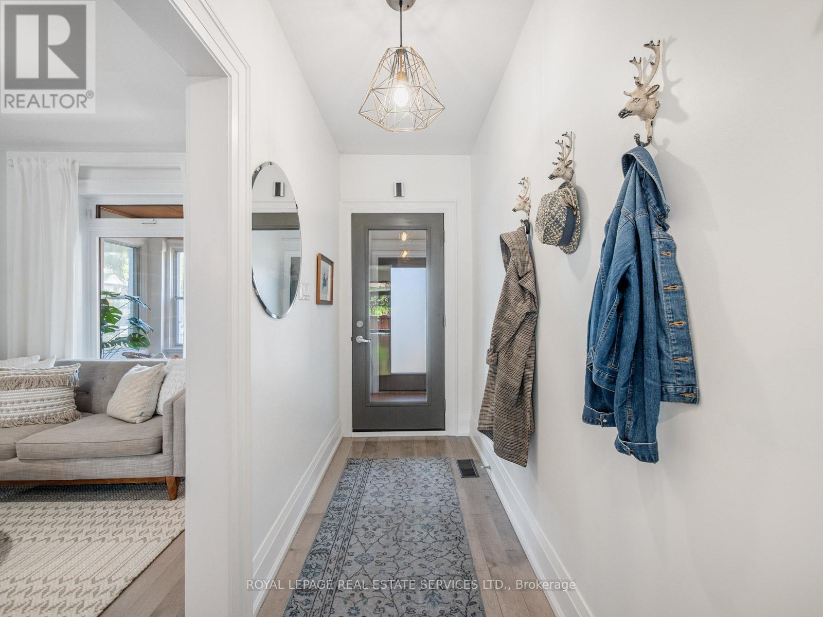 












127 EMERSON AVENUE

,
Toronto,




Ontario
M6H3S7

