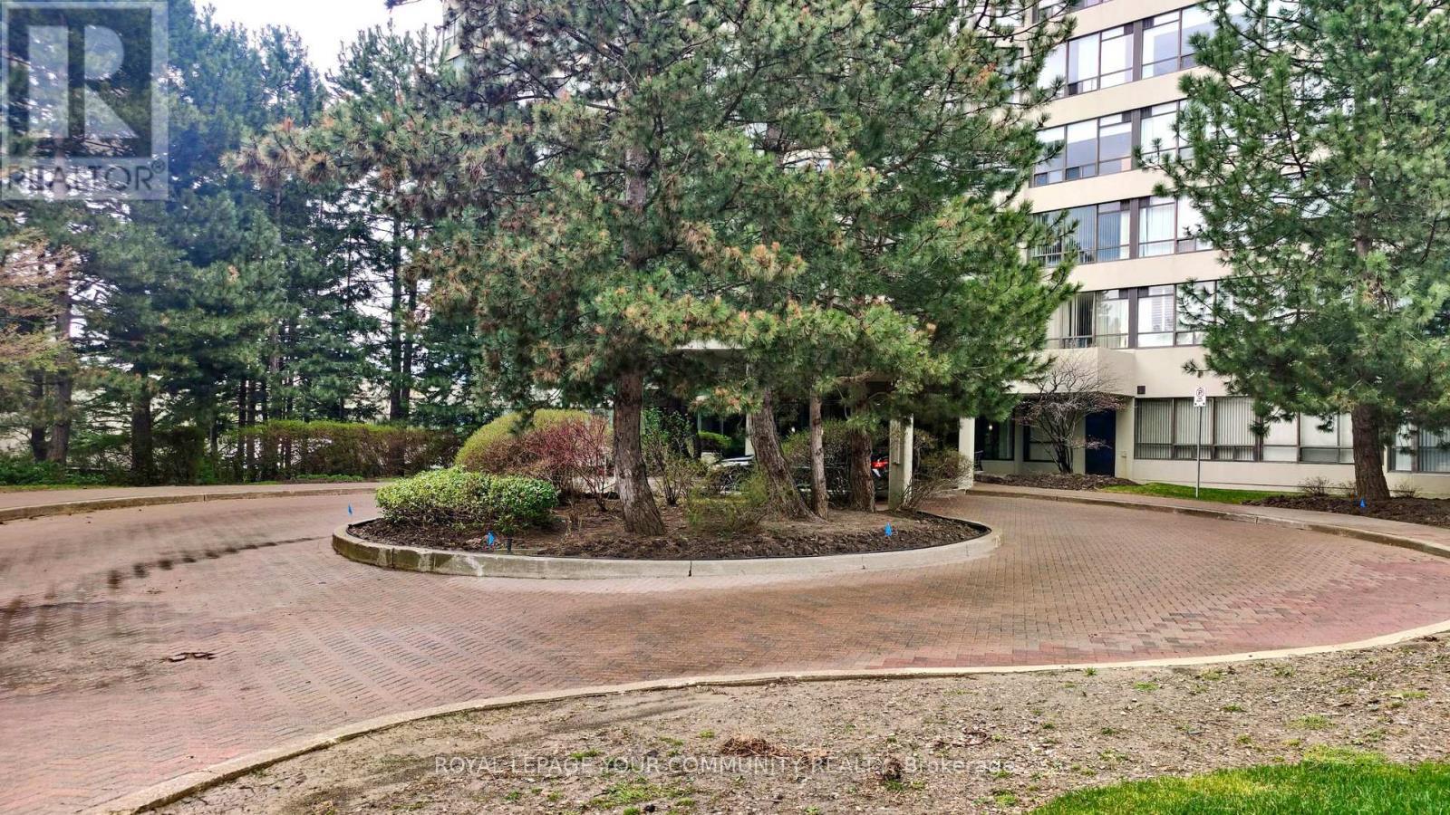 












404 - 24 HANOVER ROAD

,
Brampton,




Ontario
L6S5K8

