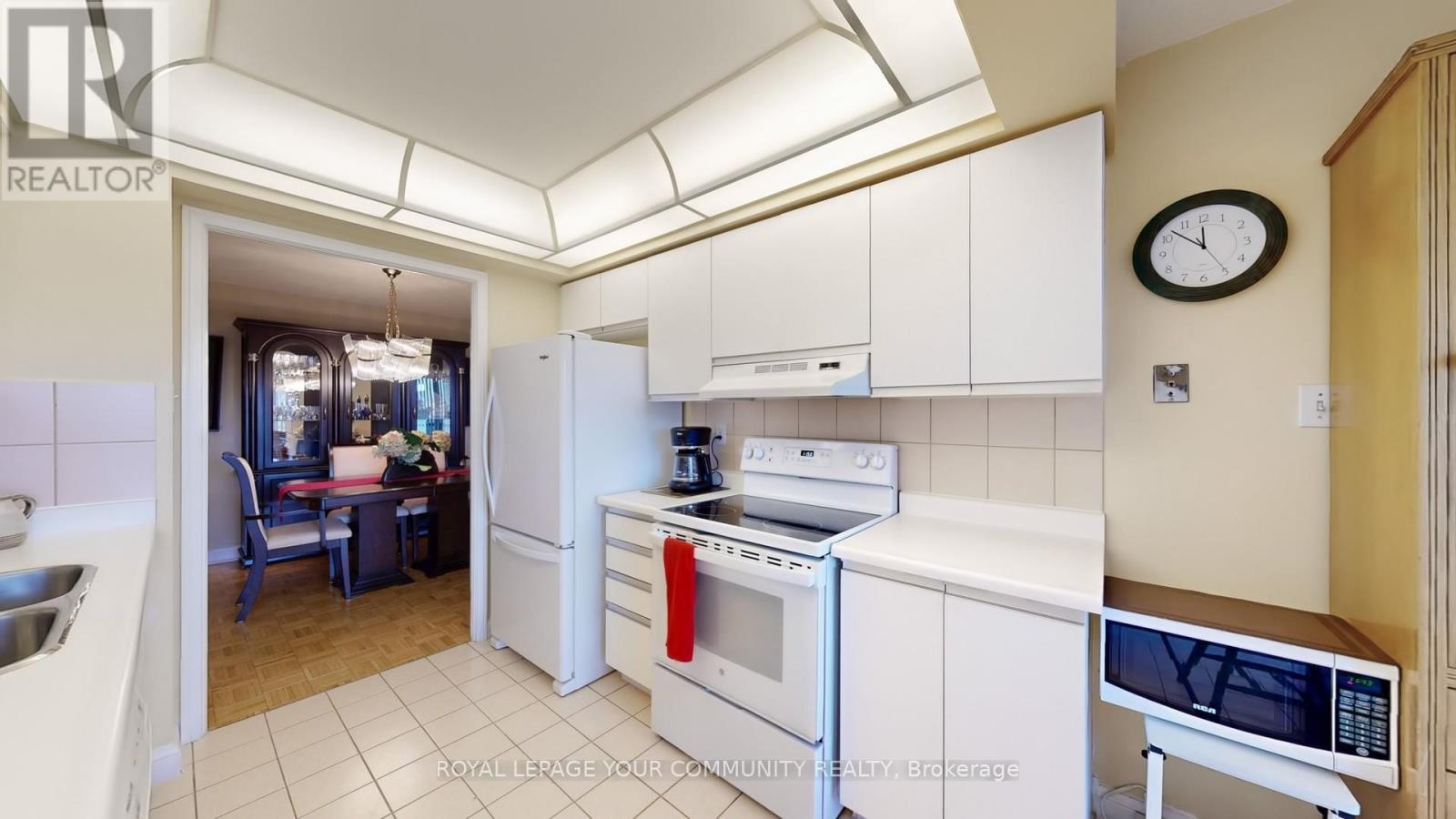 












404 - 24 HANOVER ROAD

,
Brampton,




Ontario
L6S5K8

