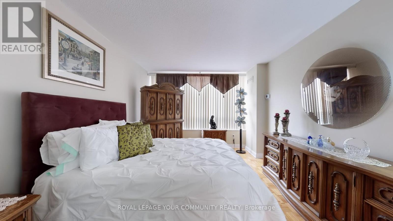 












404 - 24 HANOVER ROAD

,
Brampton,




Ontario
L6S5K8

