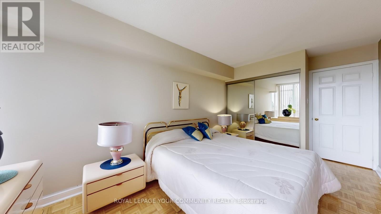 












404 - 24 HANOVER ROAD

,
Brampton,




Ontario
L6S5K8

