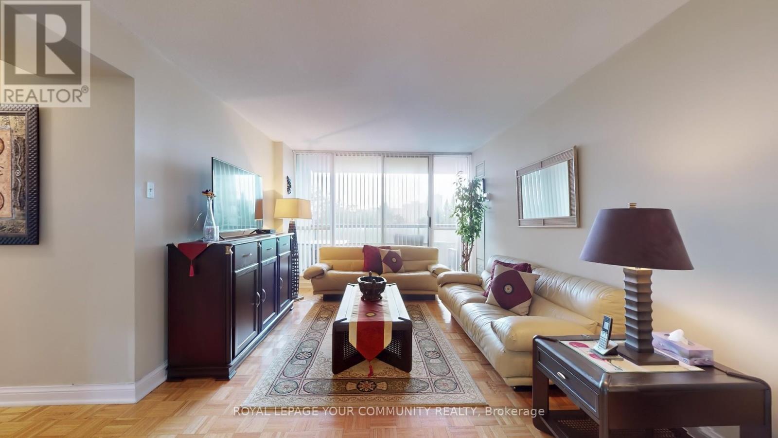 












404 - 24 HANOVER ROAD

,
Brampton,




Ontario
L6S5K8


