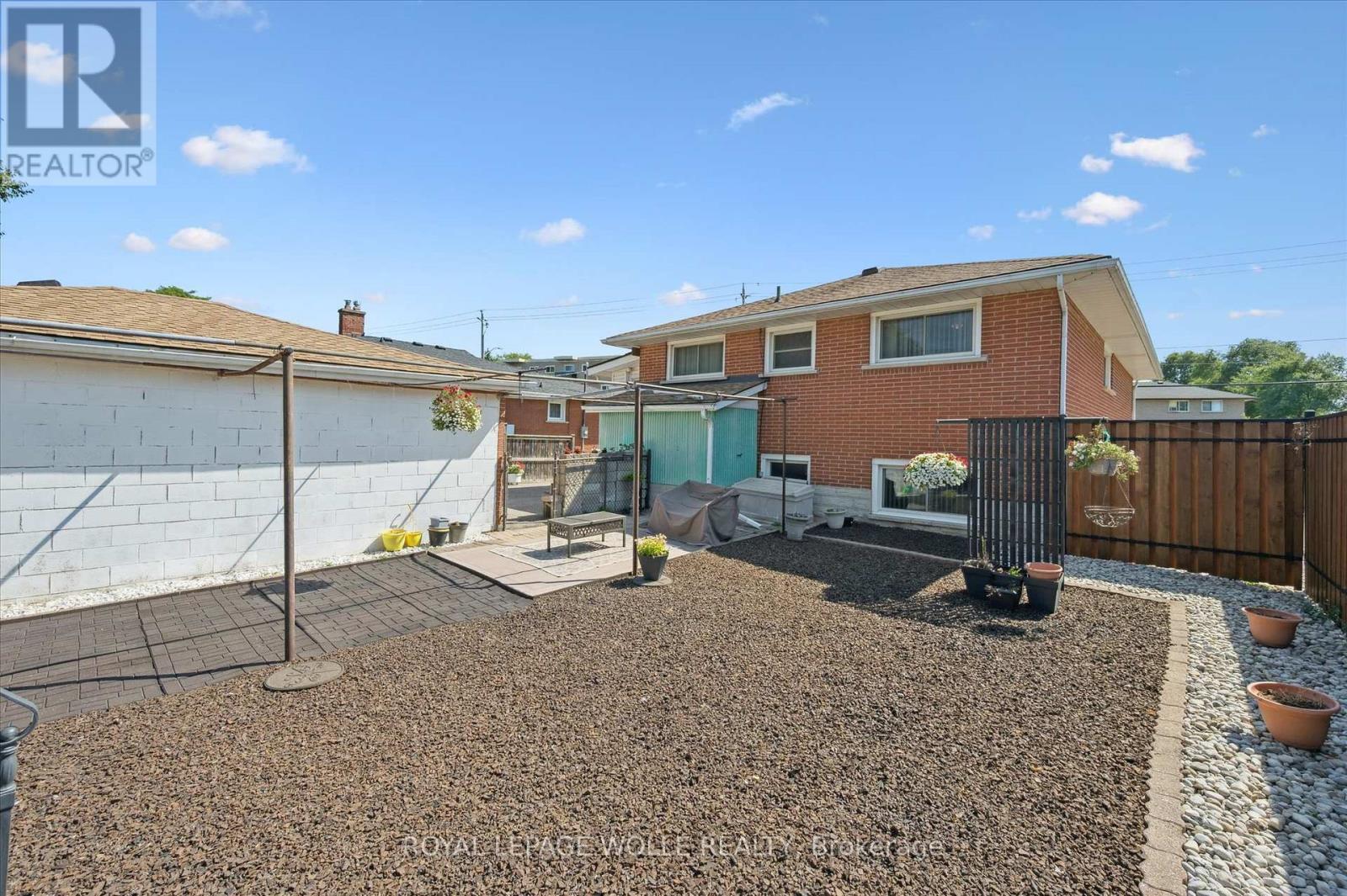 












136 FAIRWAY ROAD N

,
Kitchener,




Ontario
N2A2N6

