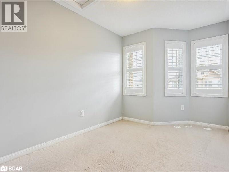 












17 SUITOR Court

,
Milton,




Ontario
L9T7K3

