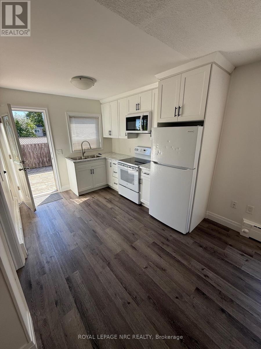 












2 - 72 HARTZEL ROAD

,
St. Catharines,




Ontario
L2P1M8

