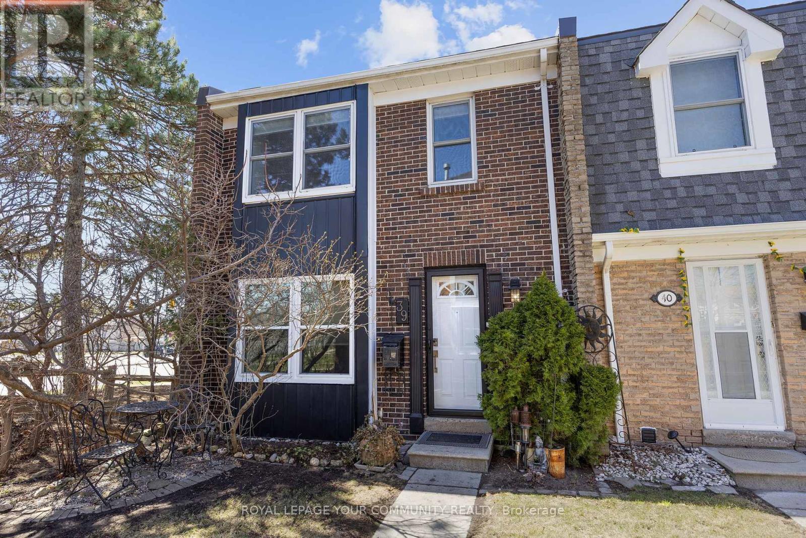 












39 - 1020 CENTRAL PARK DRIVE

,
Brampton,




Ontario
L6S3J5

