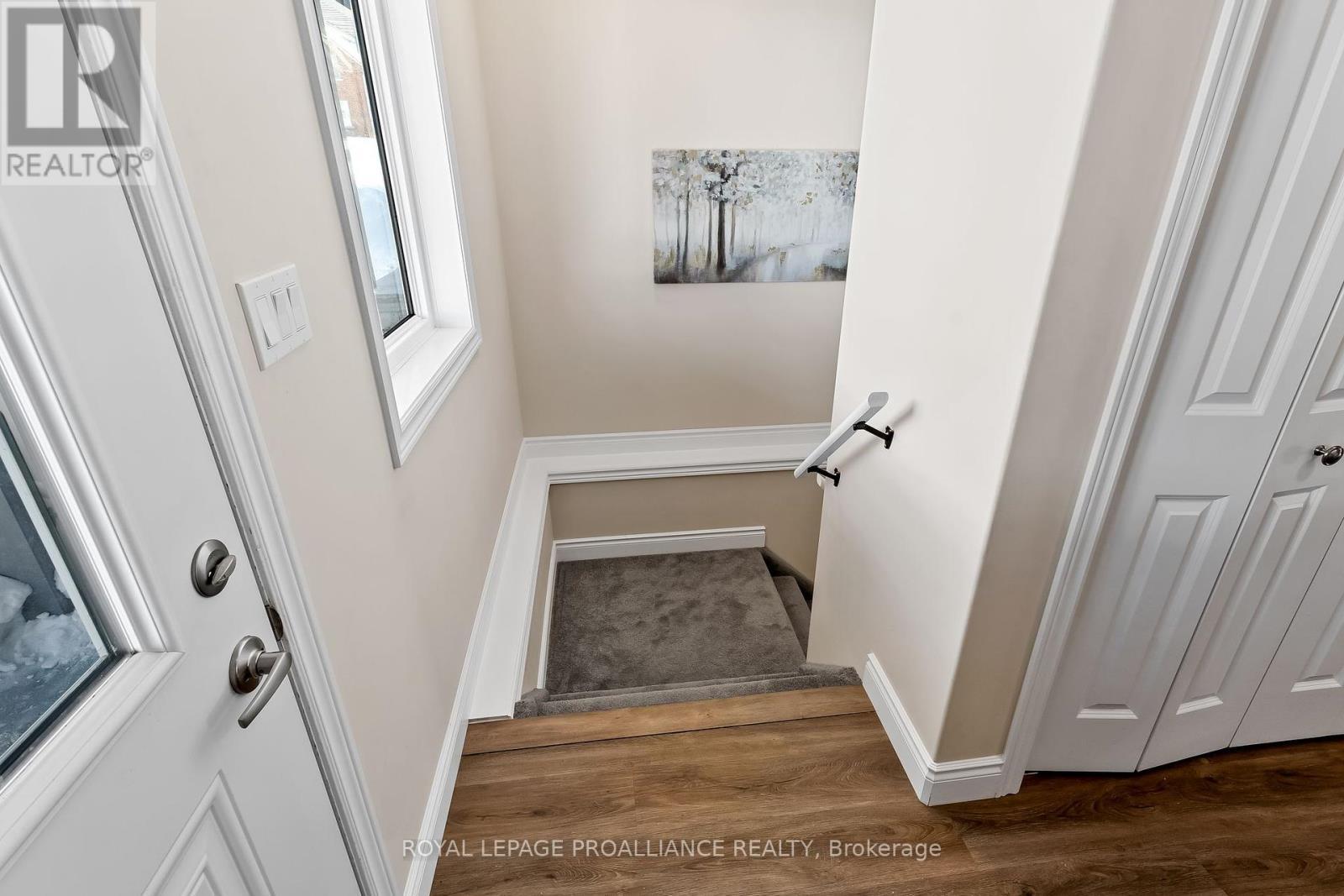 












6 FERRIS COURT

,
Trent Hills (Campbellford),




Ontario
K0L1L0

