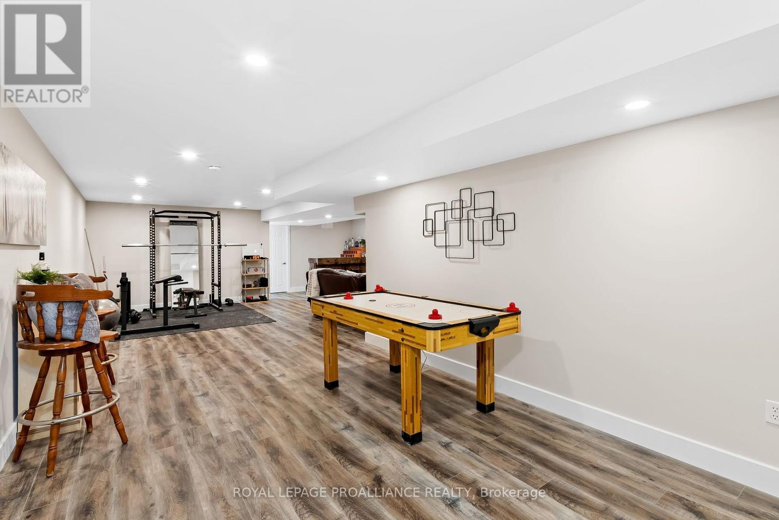 












6 FERRIS COURT

,
Trent Hills (Campbellford),




Ontario
K0L1L0

