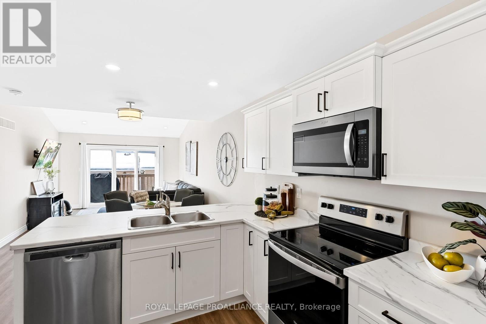 












6 FERRIS COURT

,
Trent Hills (Campbellford),




Ontario
K0L1L0

