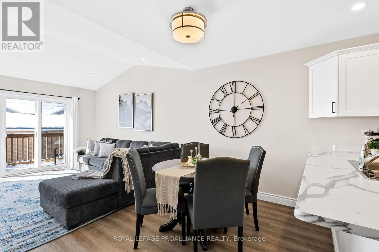 












6 FERRIS COURT

,
Trent Hills (Campbellford),




Ontario
K0L1L0

