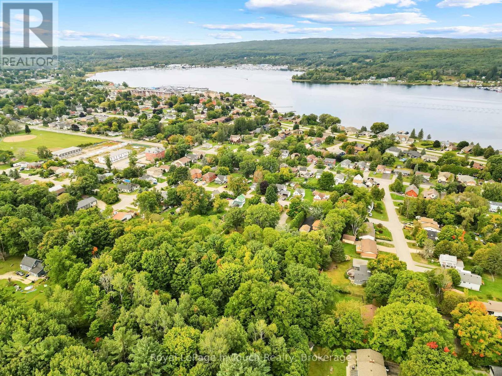 












10 LEONARD AVENUE

,
Penetanguishene,




Ontario
L9M1C8

