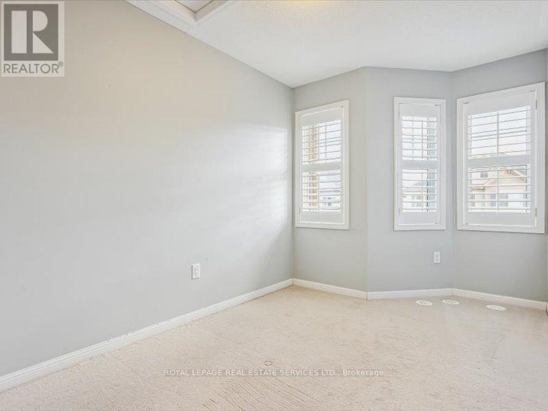 












17 SUITOR COURT

,
Milton,




Ontario
L9T8S1

