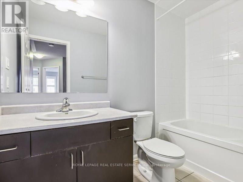 












17 SUITOR COURT

,
Milton,




Ontario
L9T8S1

