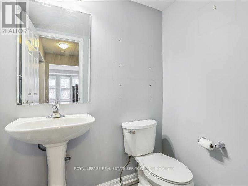 












17 SUITOR COURT

,
Milton,




Ontario
L9T8S1

