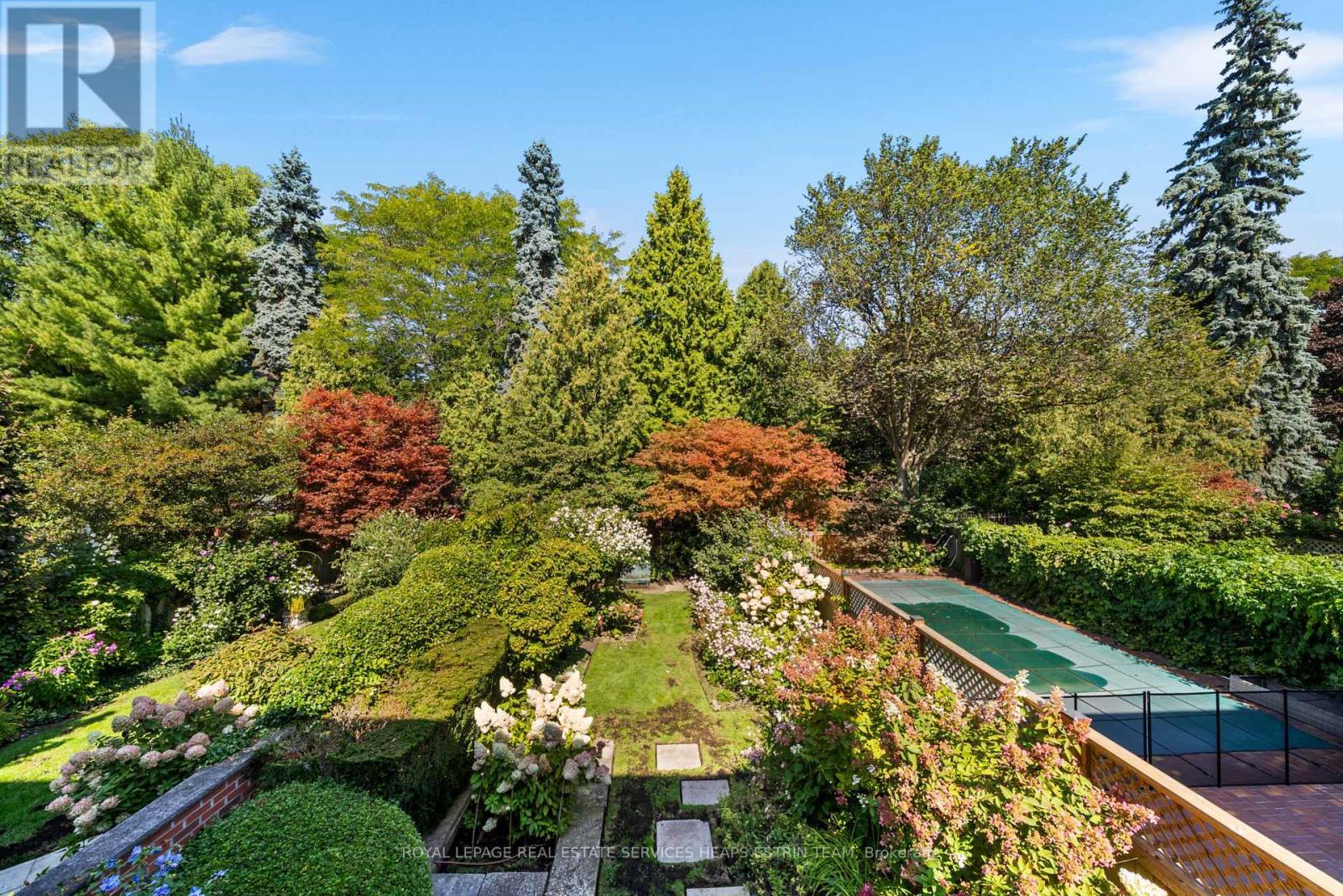 












100 ELM AVENUE

,
Toronto,




Ontario
M4W1P2

