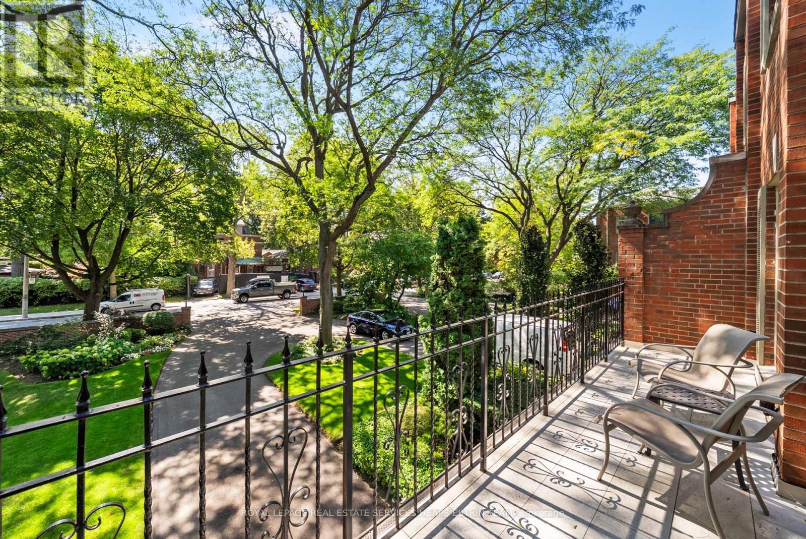 












100 ELM AVENUE

,
Toronto,




Ontario
M4W1P2

