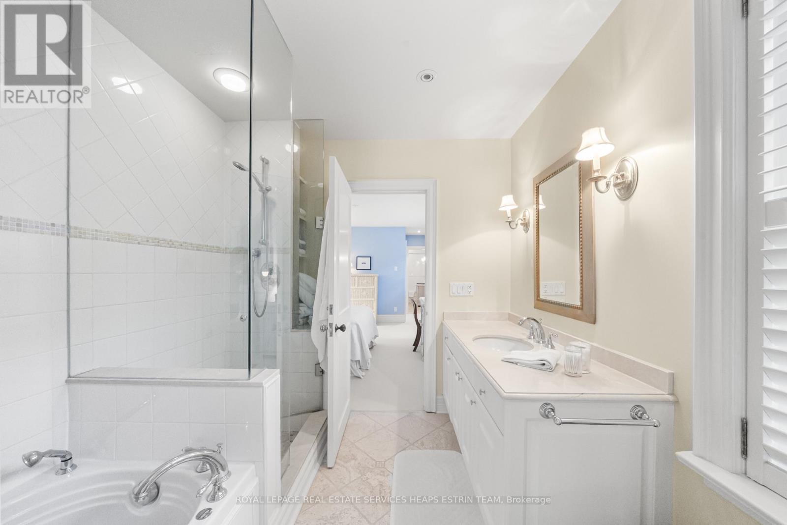 












100 ELM AVENUE

,
Toronto,




Ontario
M4W1P2

