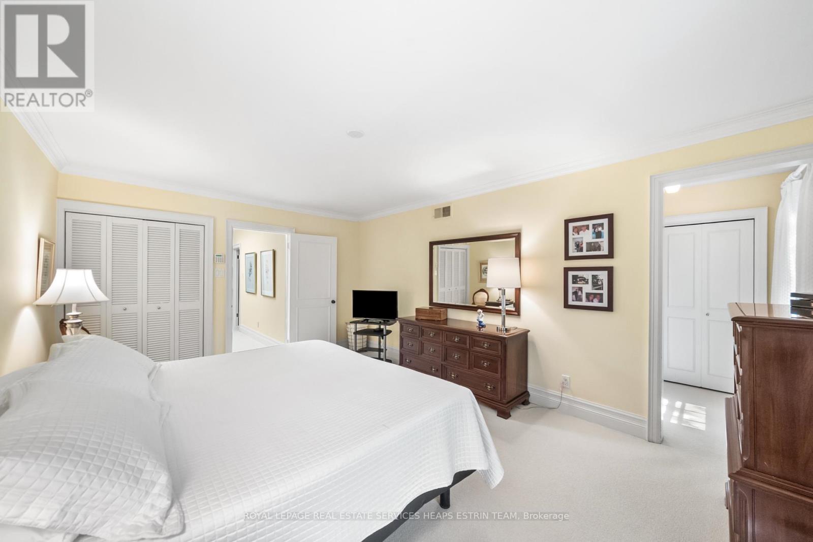 












100 ELM AVENUE

,
Toronto,




Ontario
M4W1P2

