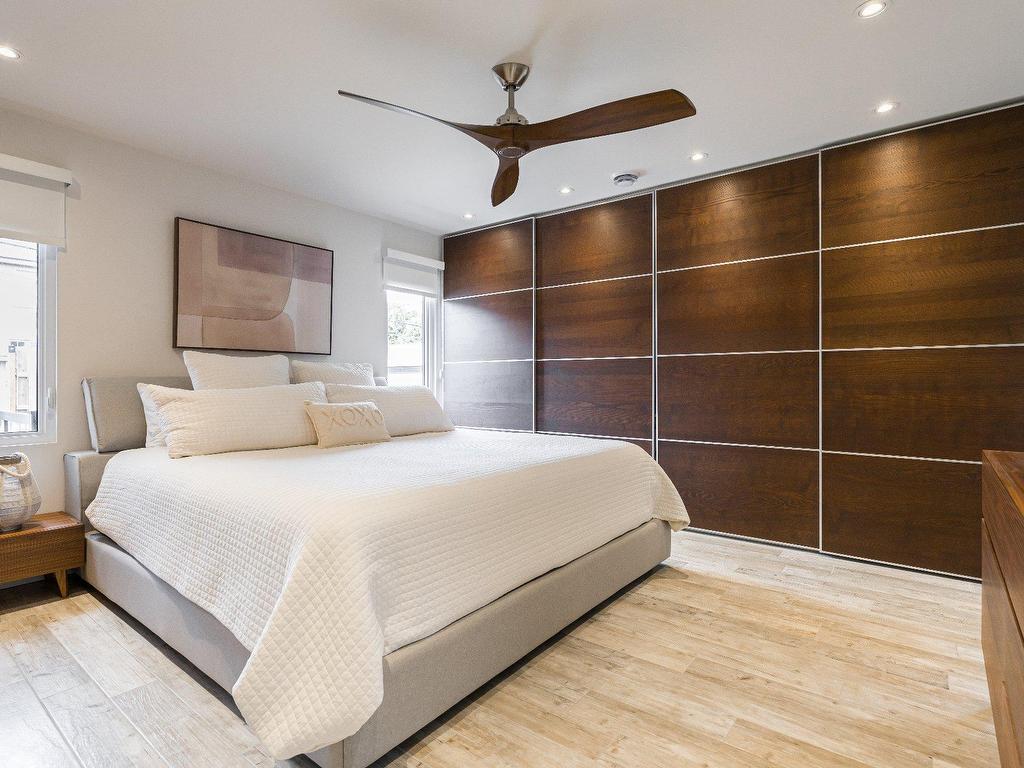 









159


Ch. du Bord-du-Lac-Lakeshore

,
Pointe-Claire,




QC
H9S4J9

