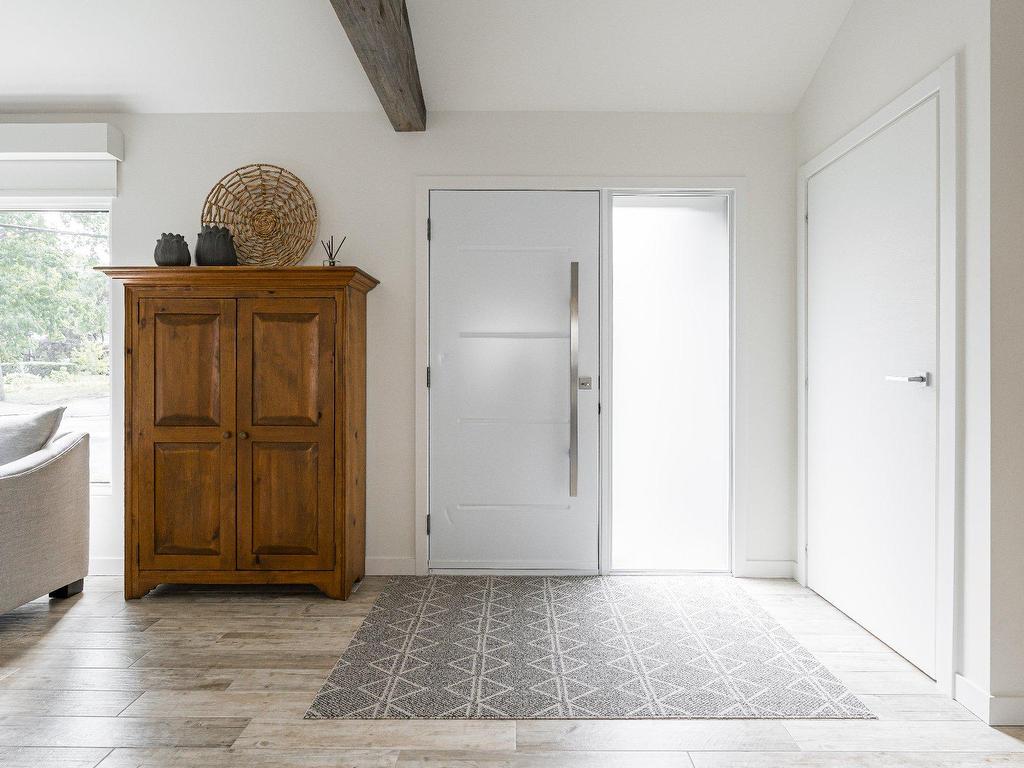 









159


Ch. du Bord-du-Lac-Lakeshore

,
Pointe-Claire,




QC
H9S4J9

