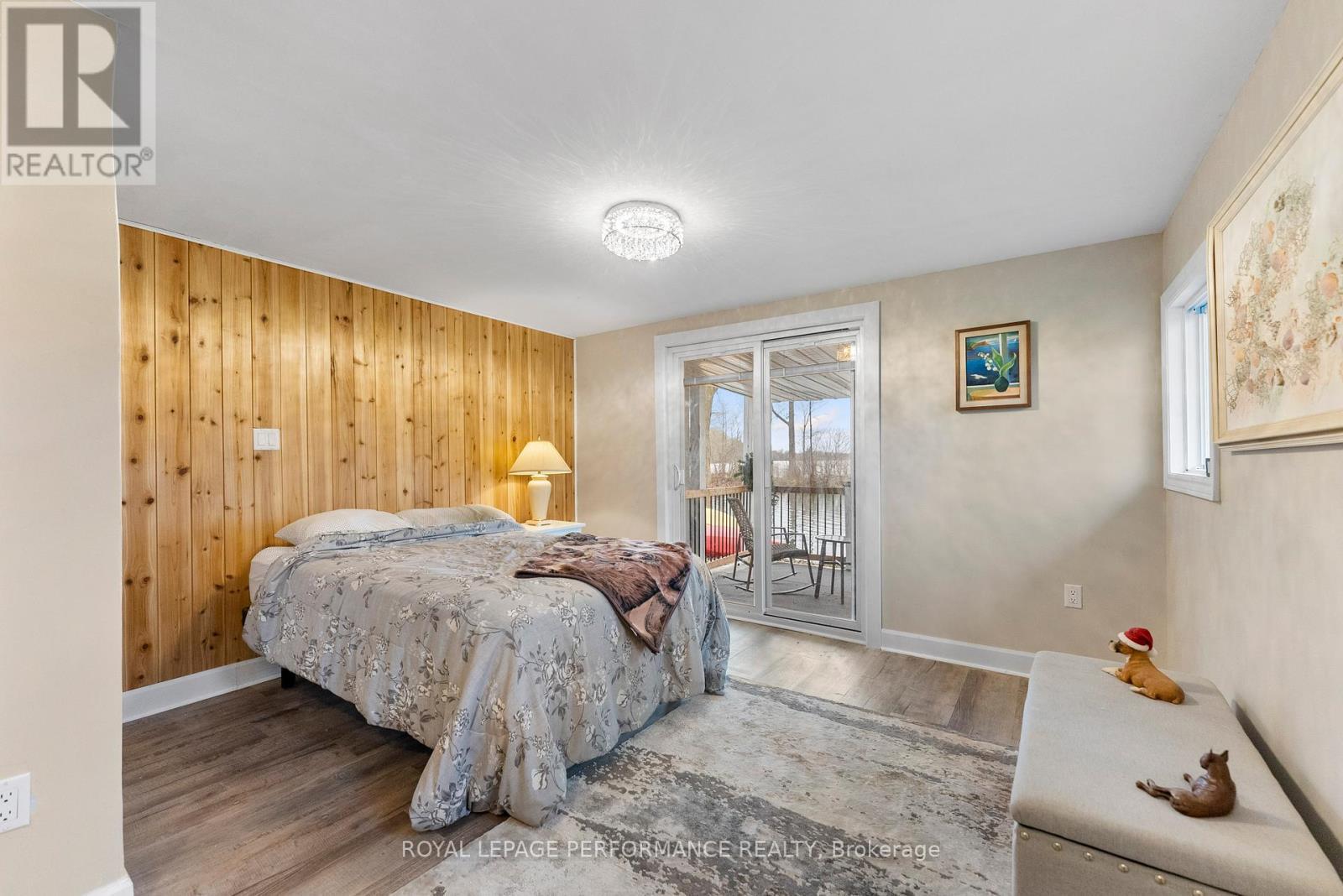 












1930 SUNBURY ROAD

,
Frontenac (Frontenac South),




Ontario
K0H1X0

