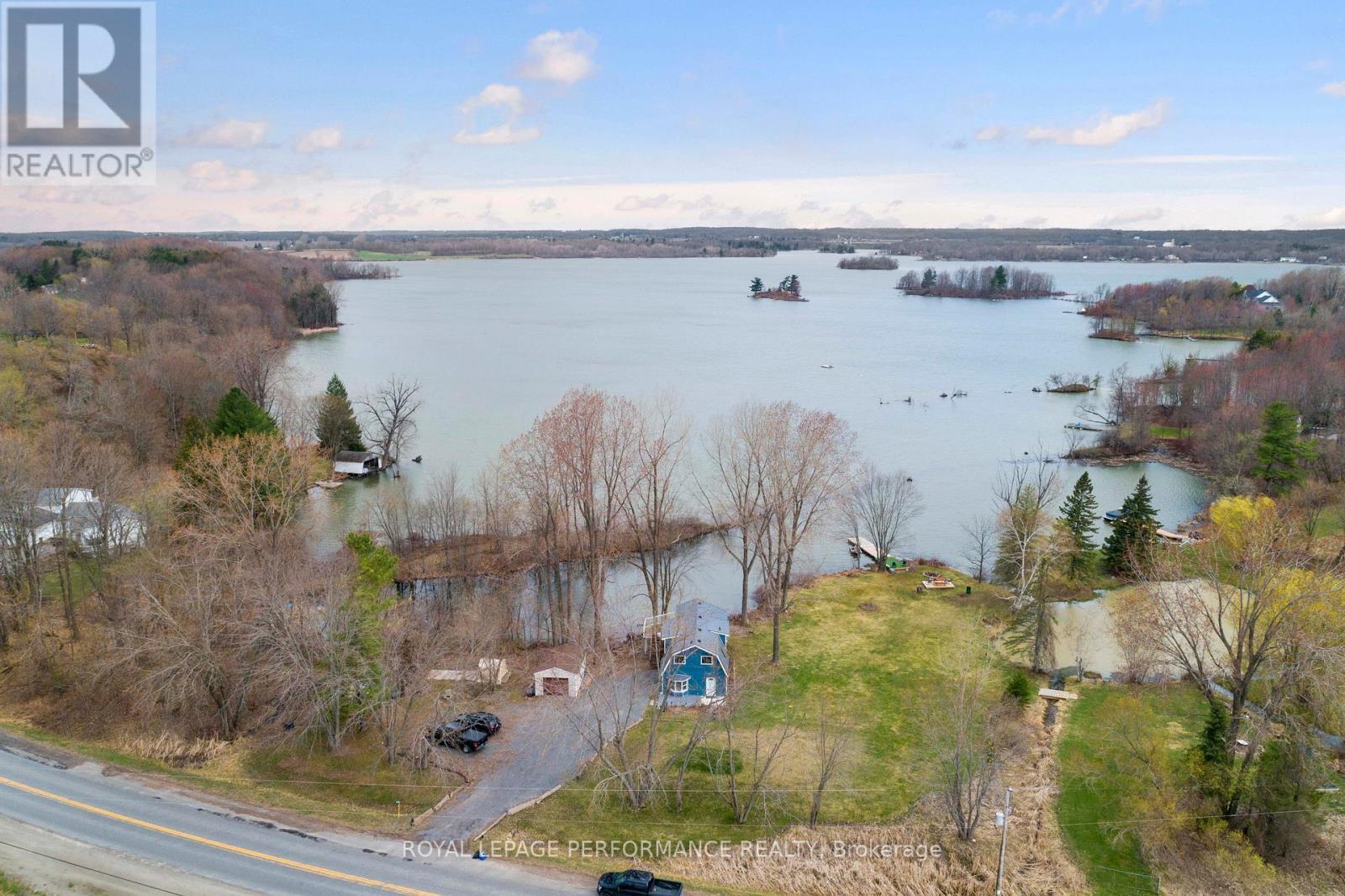 












1930 SUNBURY ROAD

,
Frontenac (Frontenac South),




Ontario
K0H1X0

