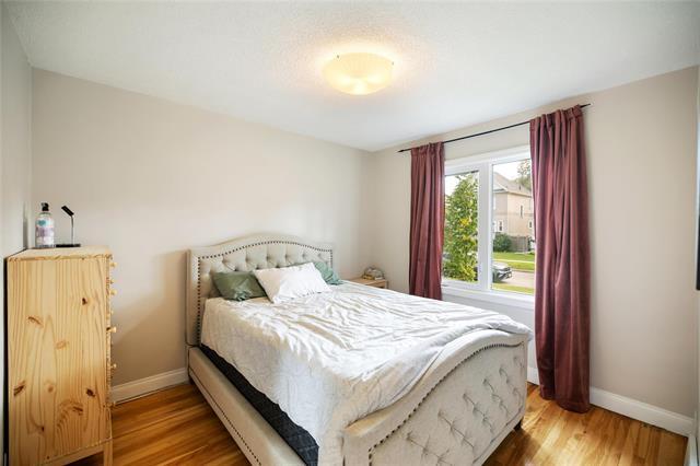 









1082


Sherburn

ST,
Winnipeg,




MB
R3E 2M9

