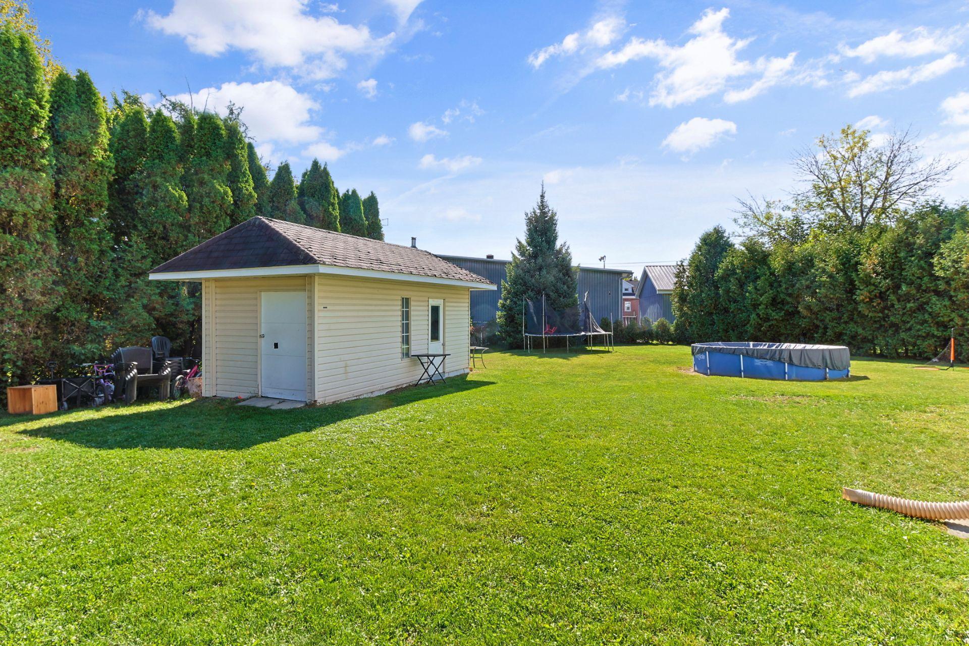 









289

 - 291


Rue du Parc

,
Saint-Clet,




QC
J0P1S0

