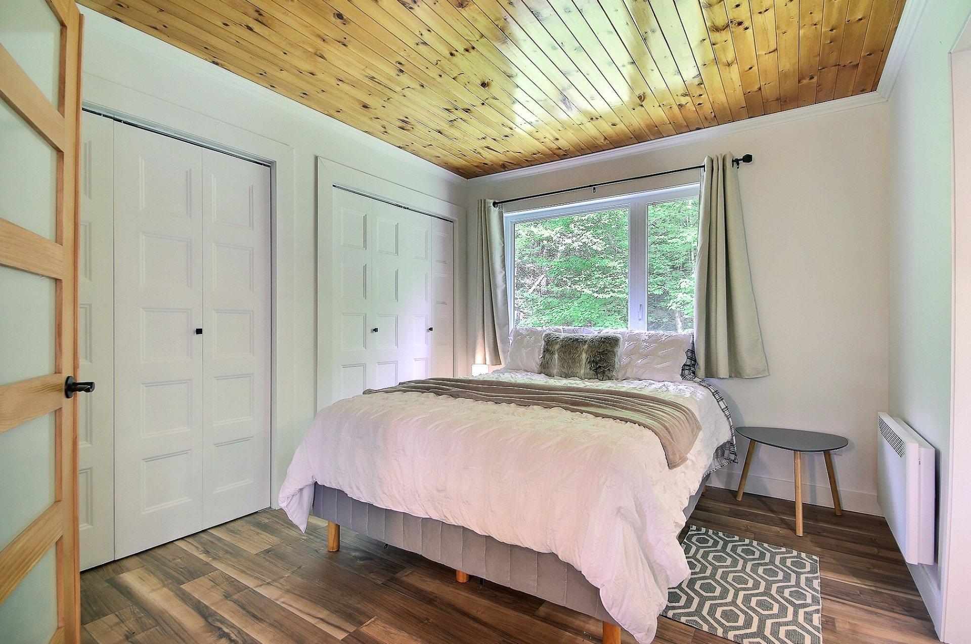 









2945


Ch. du Village

,
Saint-Adolphe-d'Howard,




QC
J0T2B0

