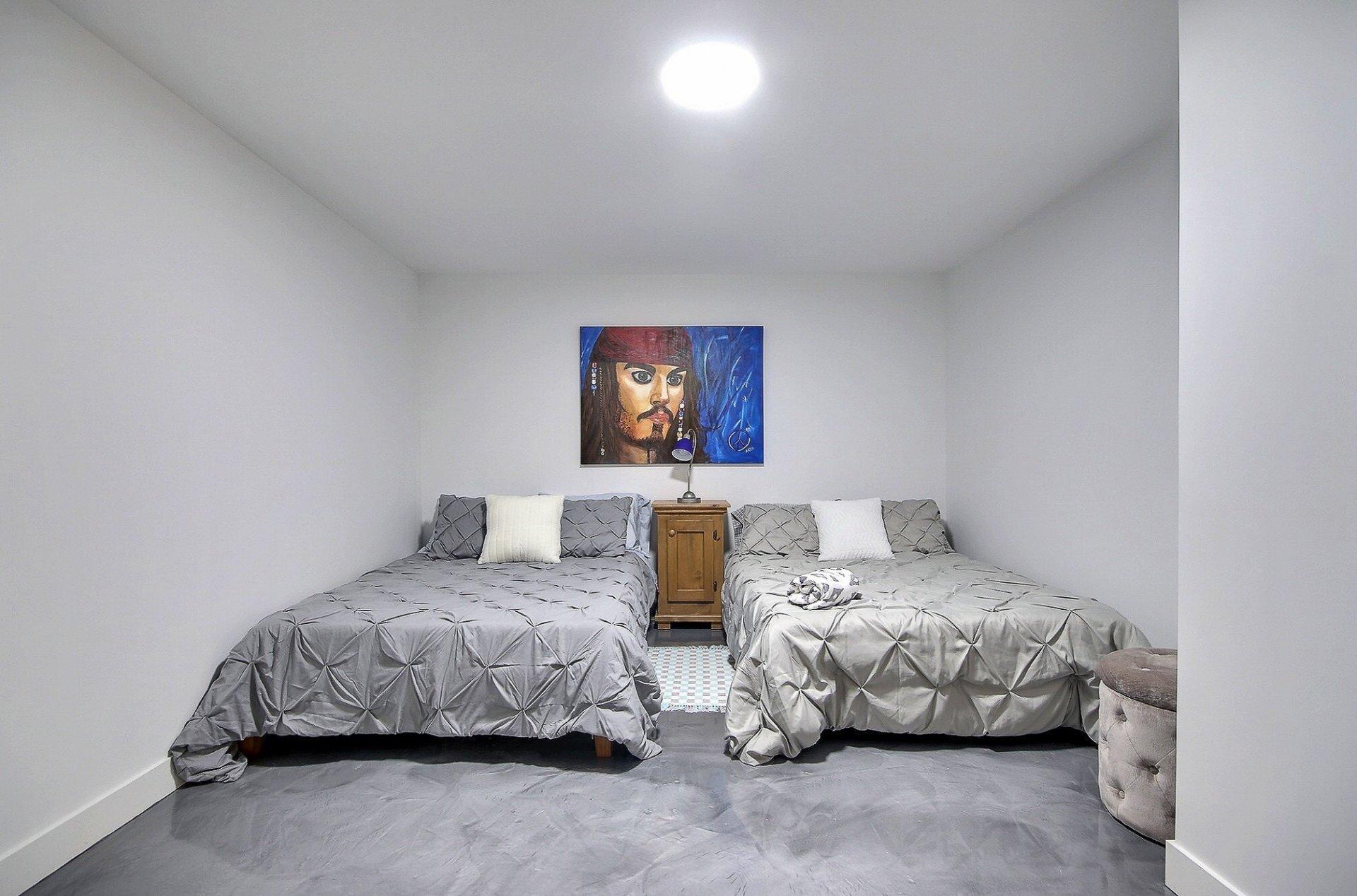 









2945


Ch. du Village

,
Saint-Adolphe-d'Howard,




QC
J0T2B0

