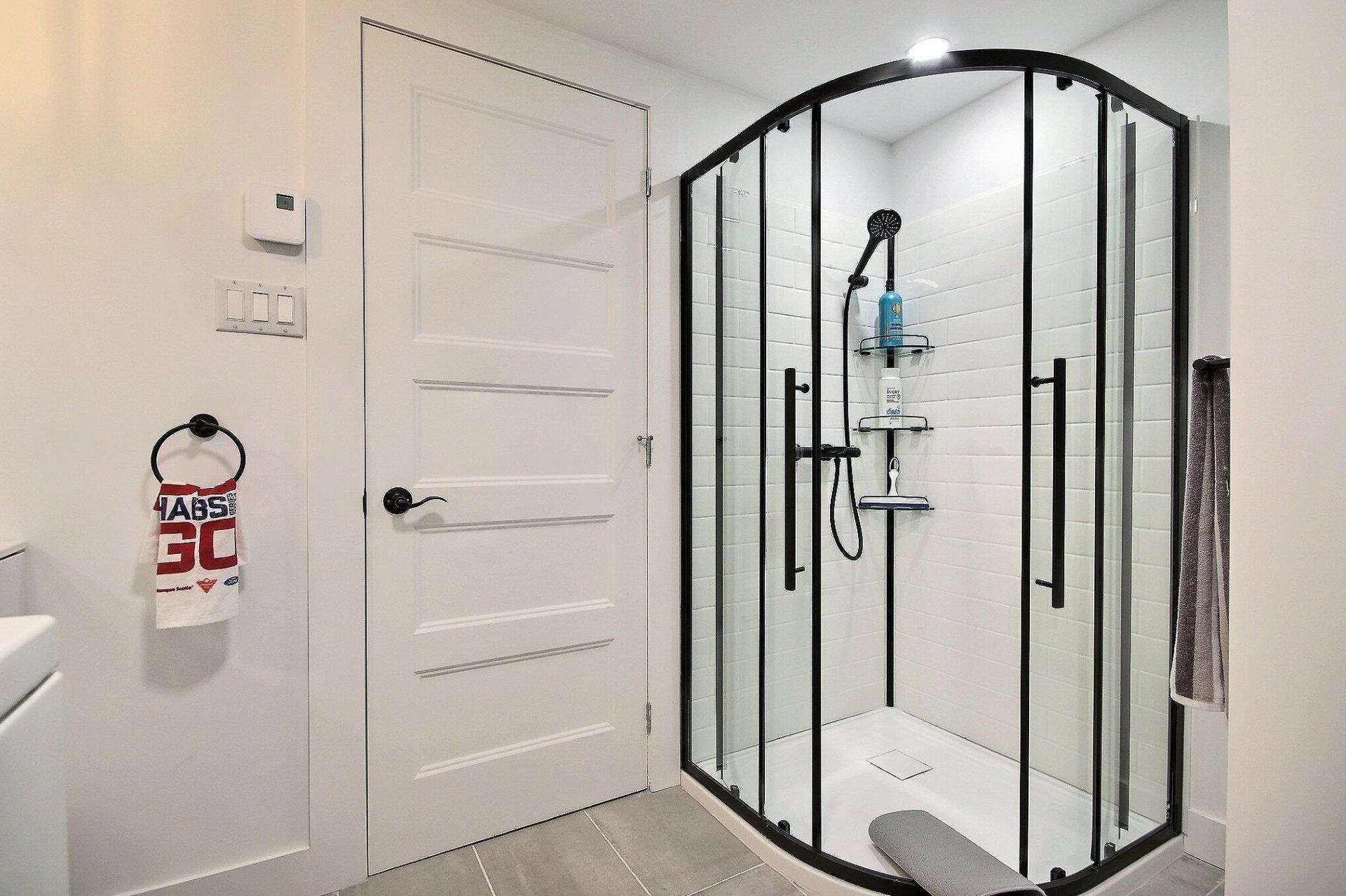 









2945


Ch. du Village

,
Saint-Adolphe-d'Howard,




QC
J0T2B0

