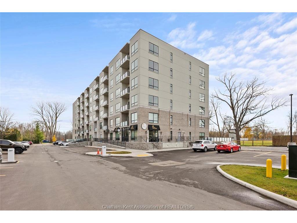 









364


Grand

Avenue East, 512,
Chatham,




ON
N7L 1W6

