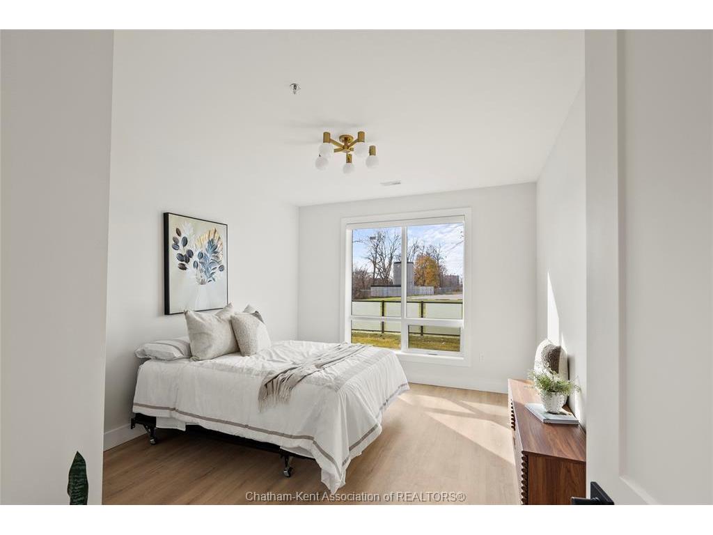 









364


Grand

Avenue East, 512,
Chatham,




ON
N7L 1W6

