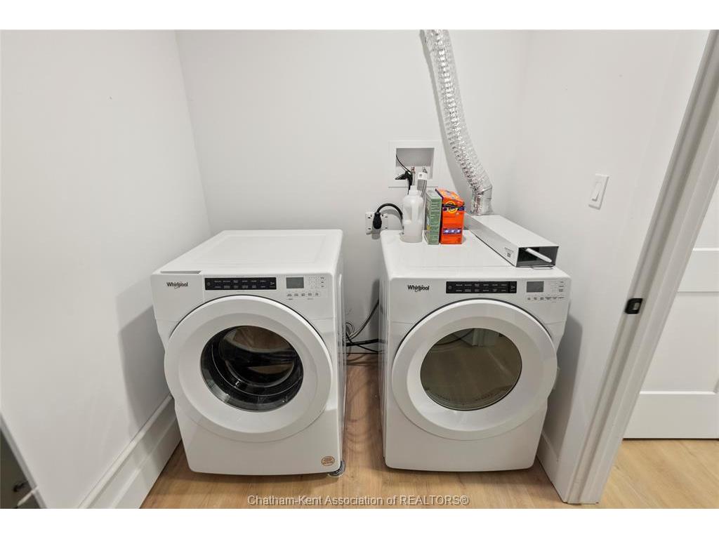 









364


Grand

Avenue East, 512,
Chatham,




ON
N7L 1W6

