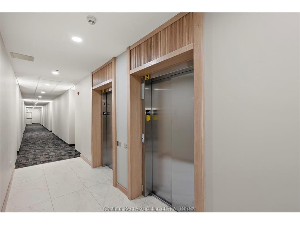 









364


Grand

Avenue East, 512,
Chatham,




ON
N7L 1W6

