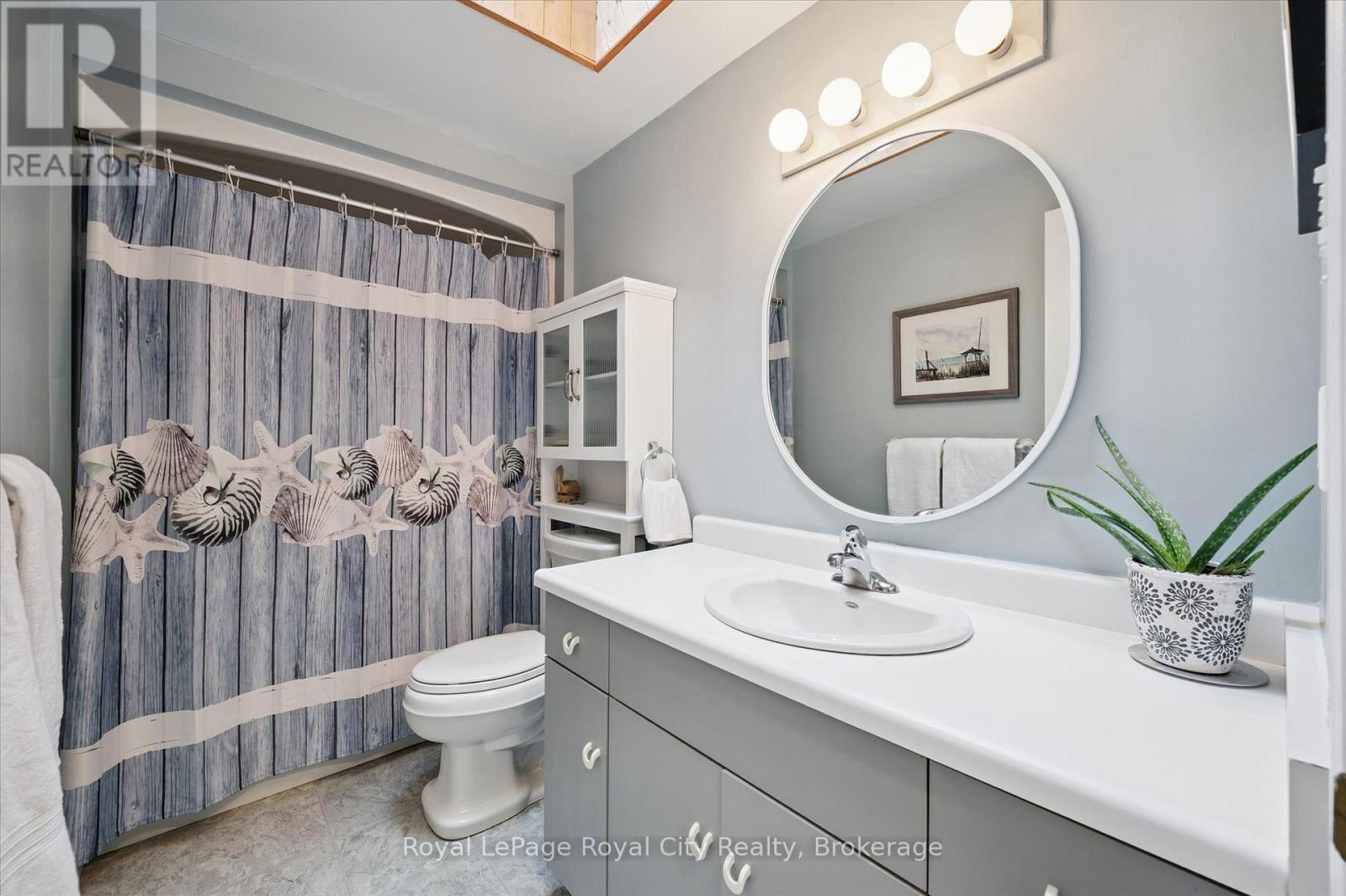 












101 LANDREX BOULEVARD

,
Guelph/Eramosa (Rockwood),




Ontario
N0B2K0

