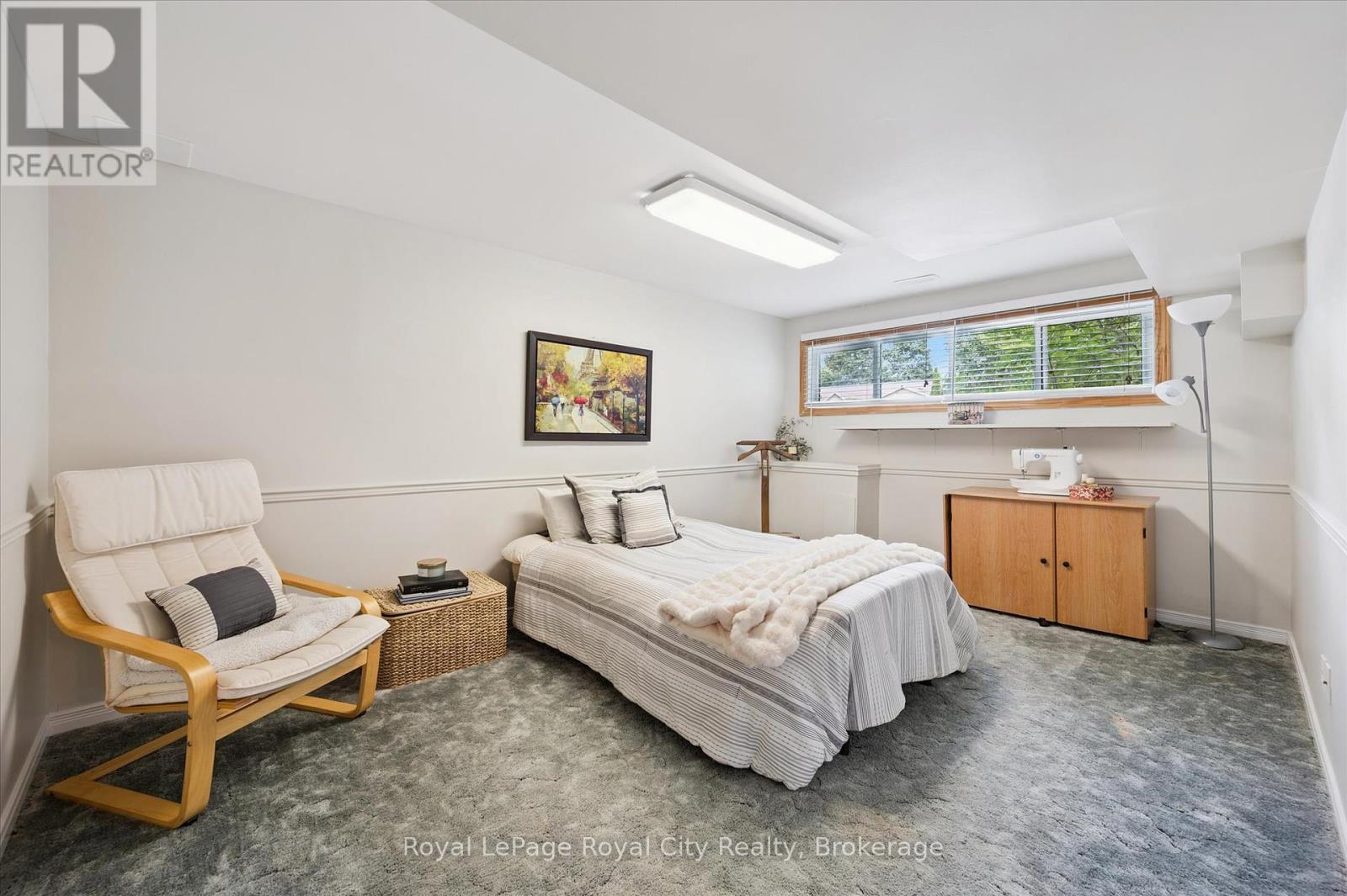 












101 LANDREX BOULEVARD

,
Guelph/Eramosa (Rockwood),




Ontario
N0B2K0

