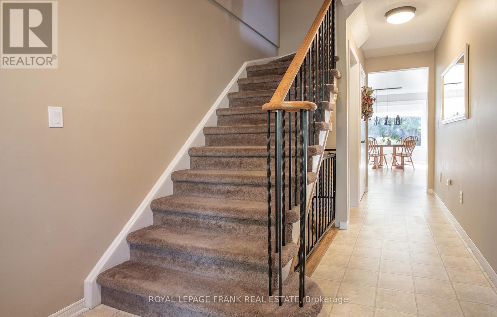 












99 HART BOULEVARD

,
Clarington (Newcastle),




Ontario
L1B1E4

