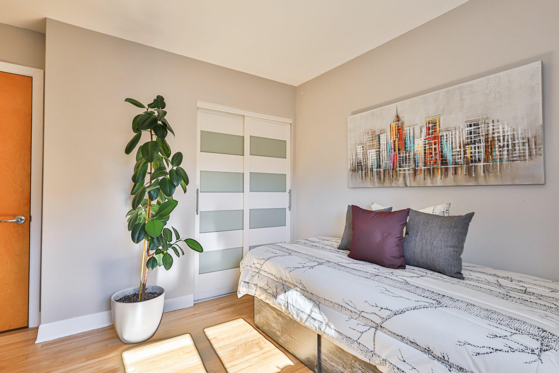 









231


Rue de la Fleur-de-Lys

,
Laval (Pont-Viau),




QC
H7G2K8

