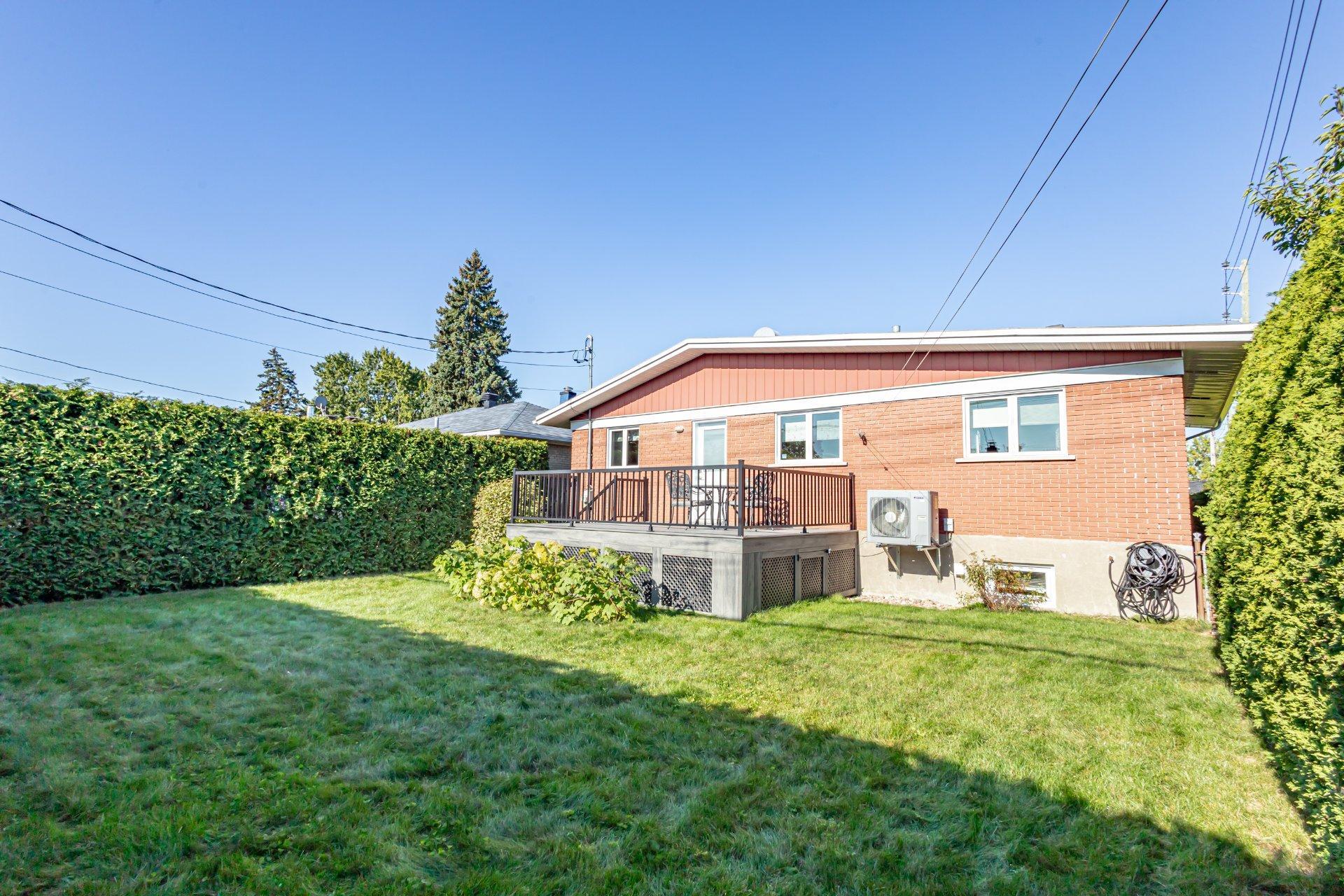









231


Rue de la Fleur-de-Lys

,
Laval (Pont-Viau),




QC
H7G2K8

