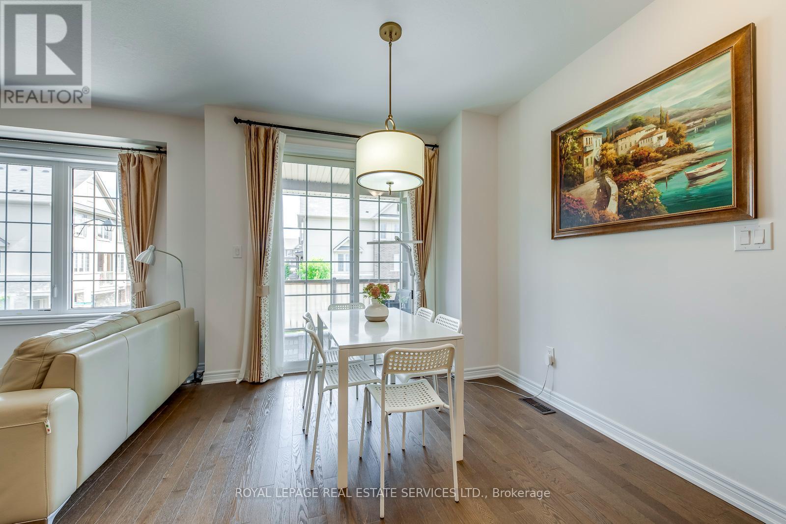 












383 GRANTHAM COMMON

,
Oakville,




Ontario
L6H0P8

