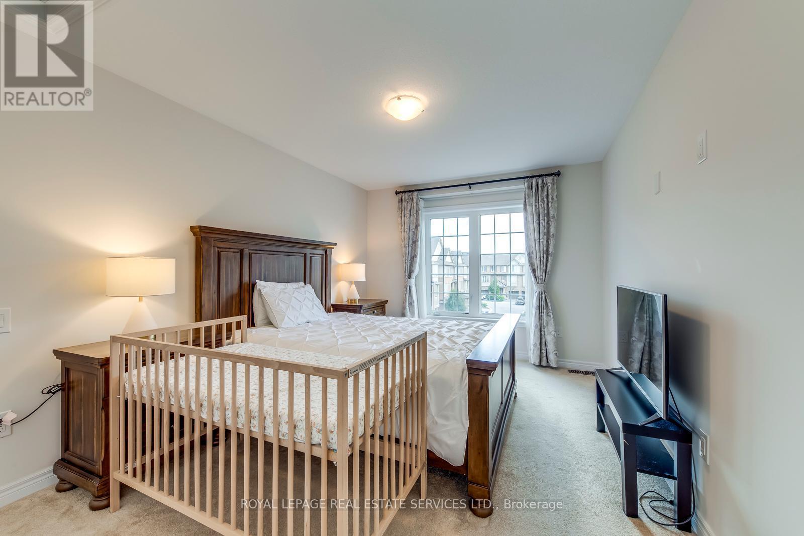 












383 GRANTHAM COMMON

,
Oakville,




Ontario
L6H0P8

