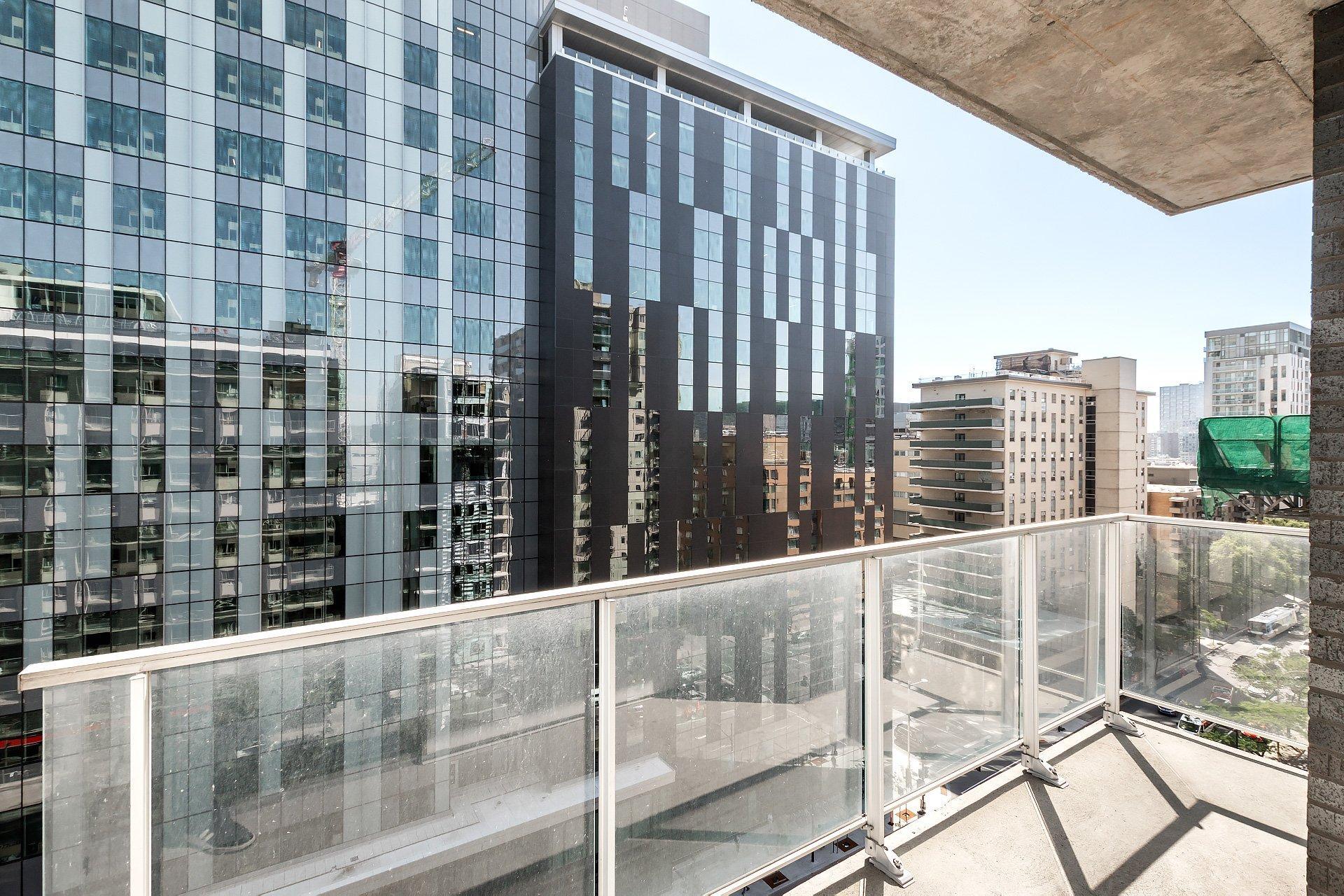 









1150


Rue St-Denis

, 1108,
Montréal (Ville-Marie),




QC
H2X0B3

