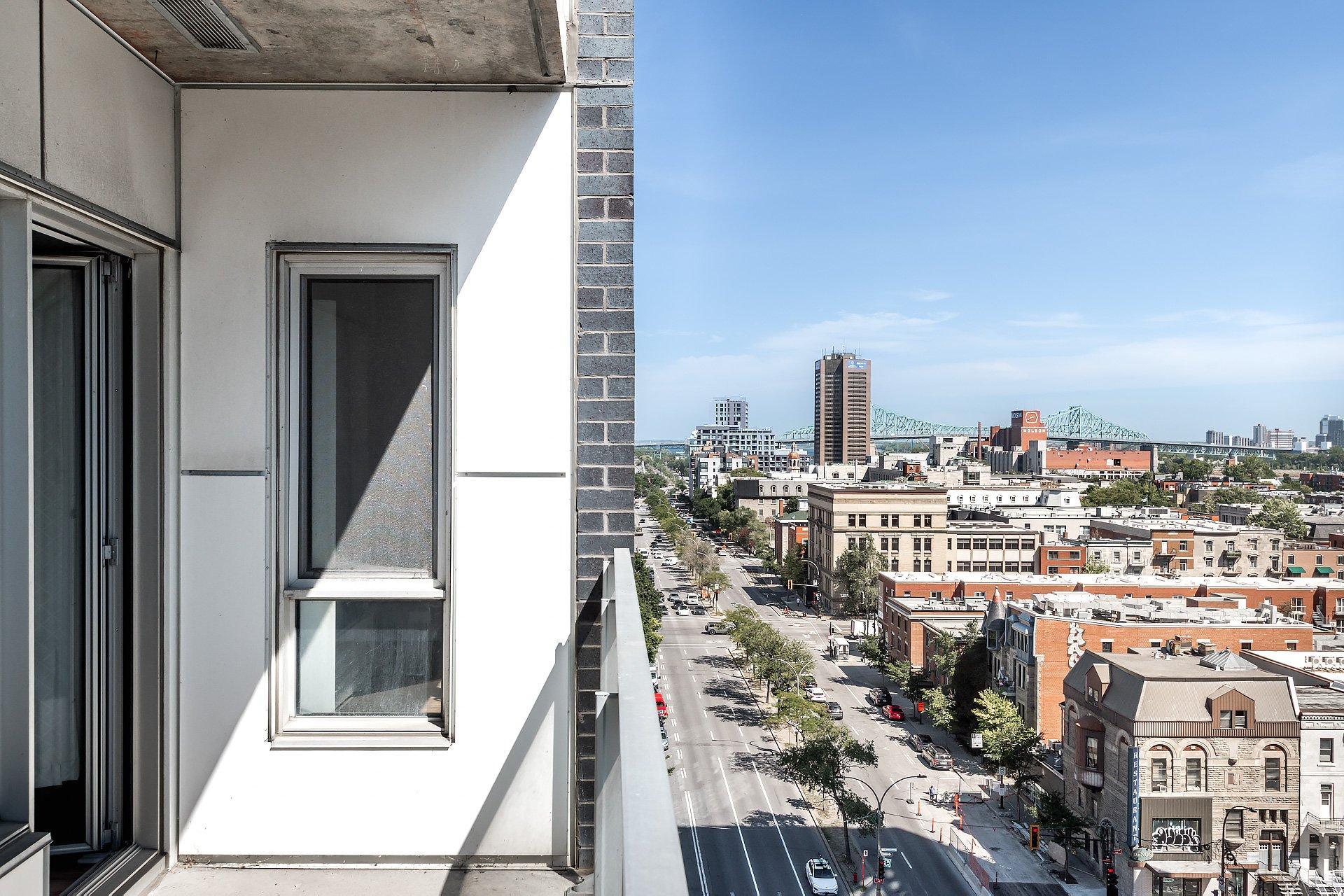 









1150


Rue St-Denis

, 1108,
Montréal (Ville-Marie),




QC
H2X0B3

