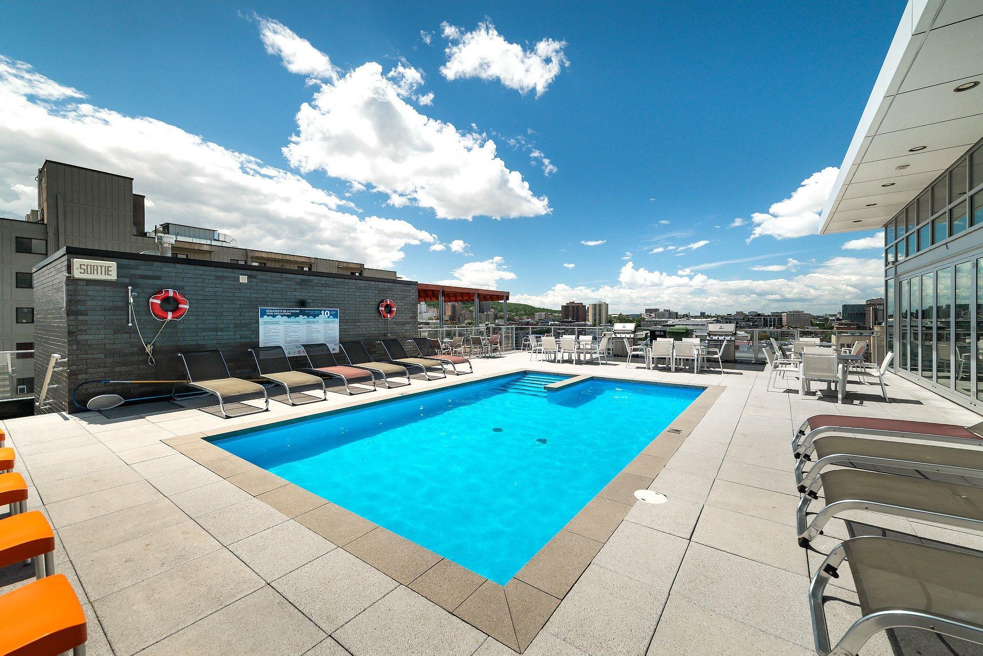 









1150


Rue St-Denis

, 1108,
Montréal (Ville-Marie),




QC
H2X0B3

