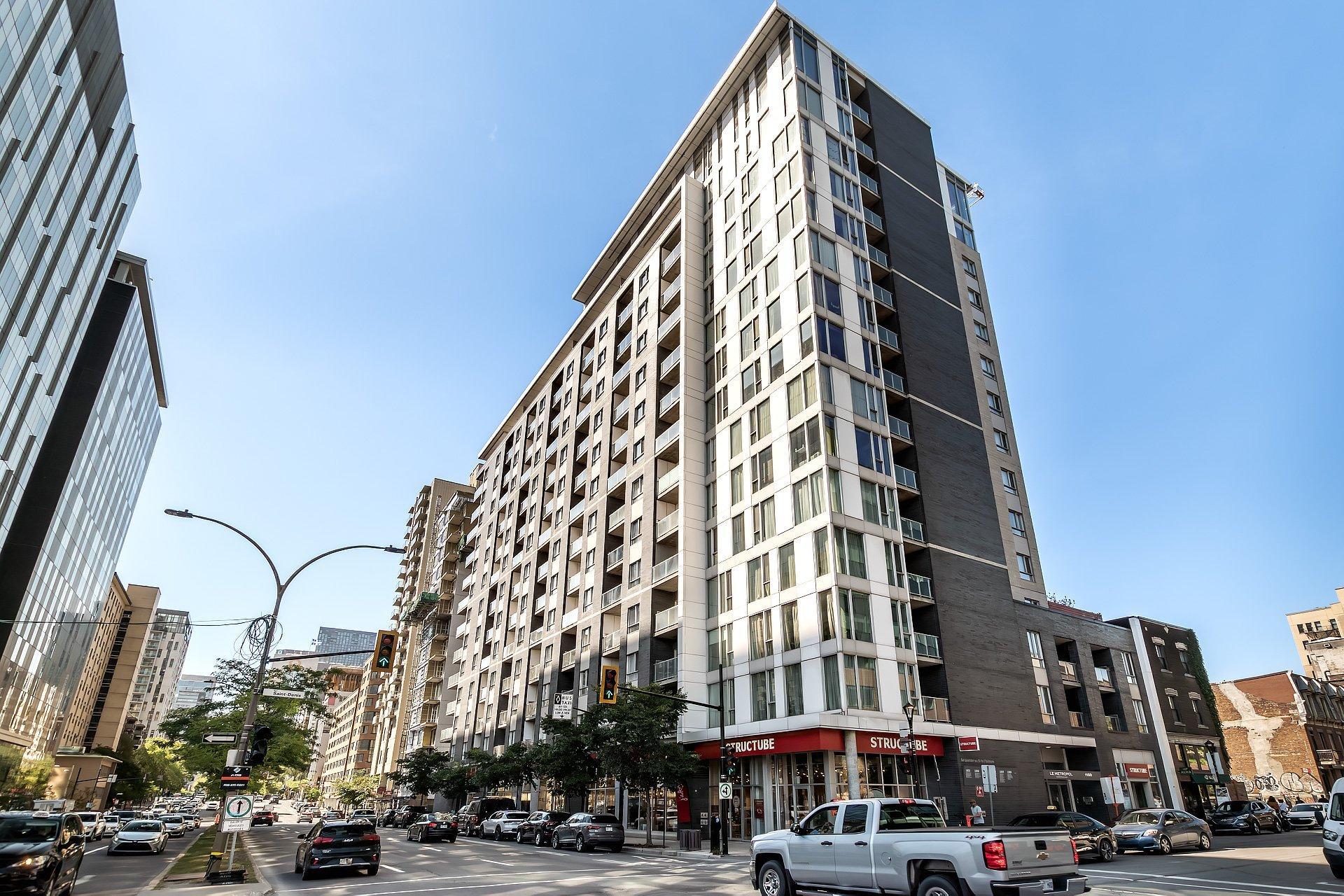 









1150


Rue St-Denis

, 1108,
Montréal (Ville-Marie),




QC
H2X0B3

