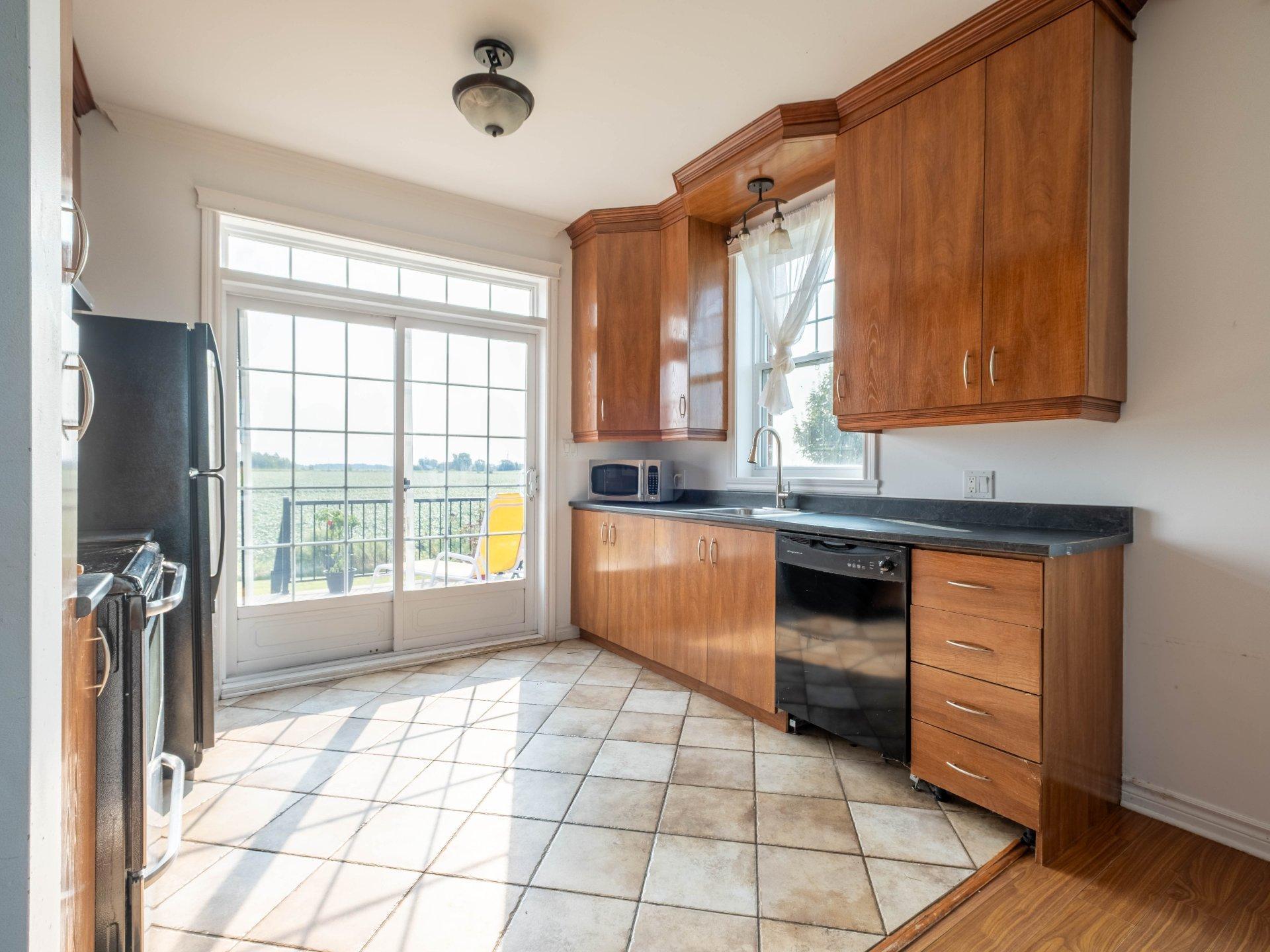 









730


Rg de Picoudie

,
Saint-Robert,




QC
J0G1S0

