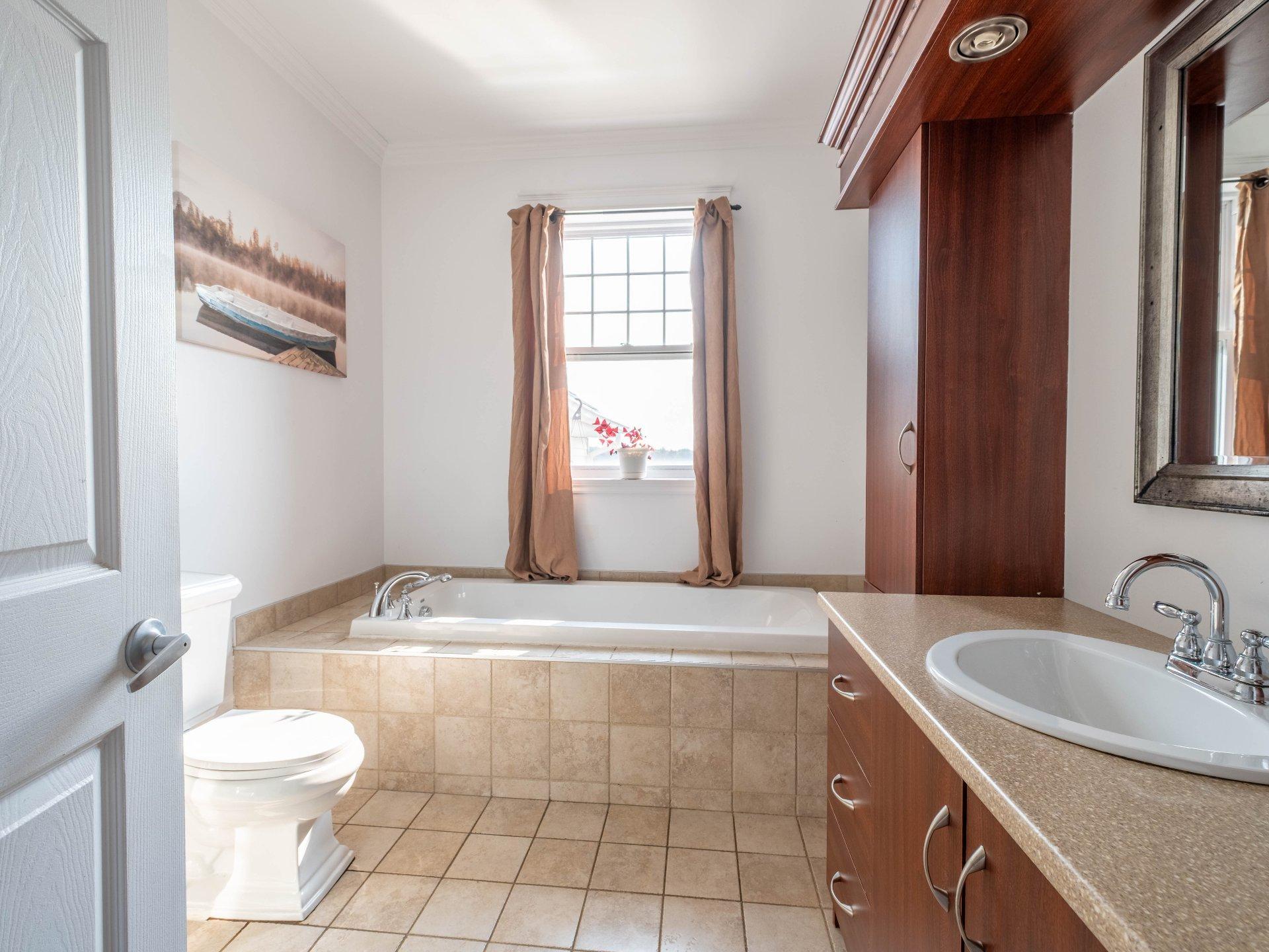 









730


Rg de Picoudie

,
Saint-Robert,




QC
J0G1S0

