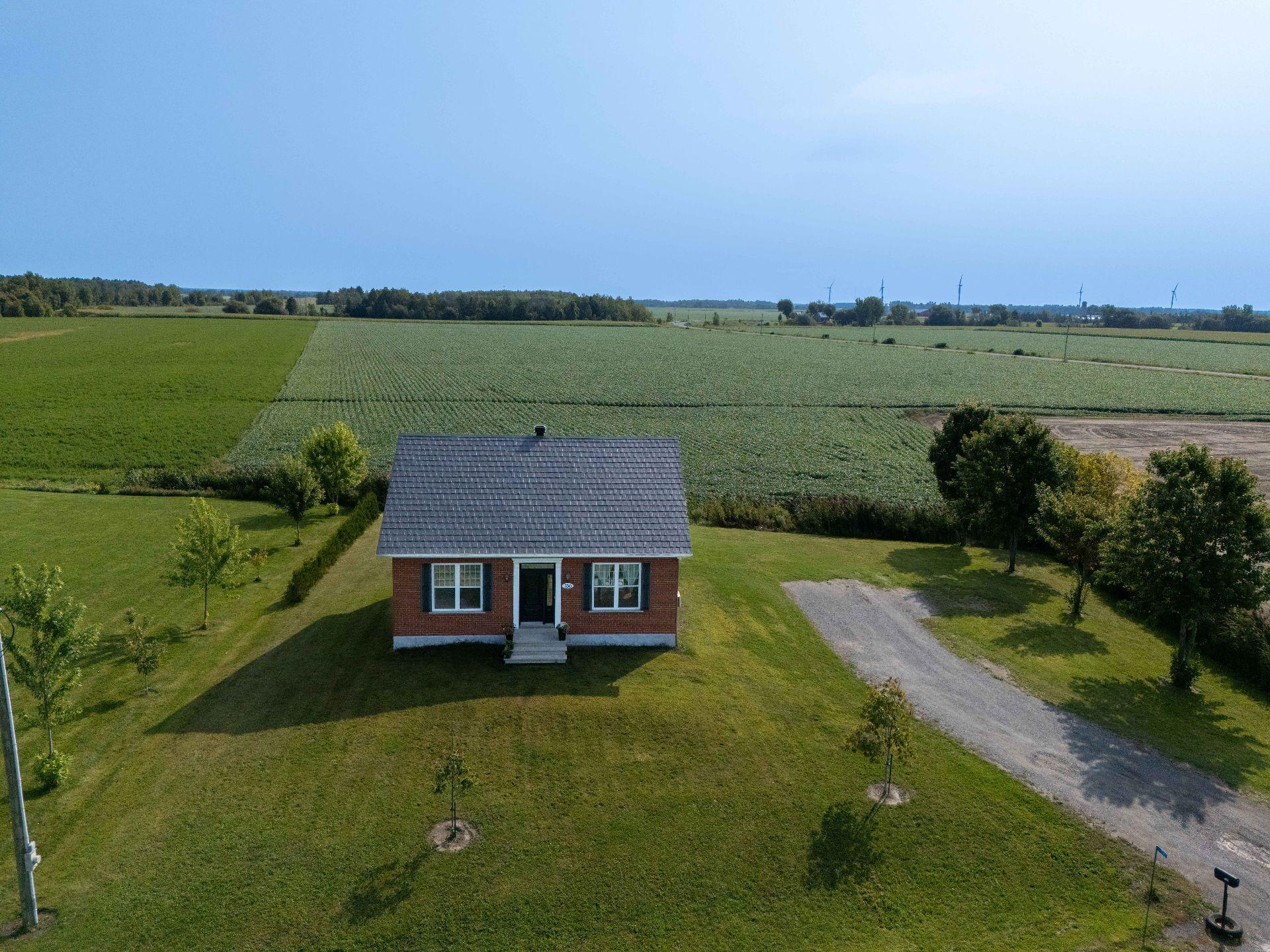 









730


Rg de Picoudie

,
Saint-Robert,




QC
J0G1S0

