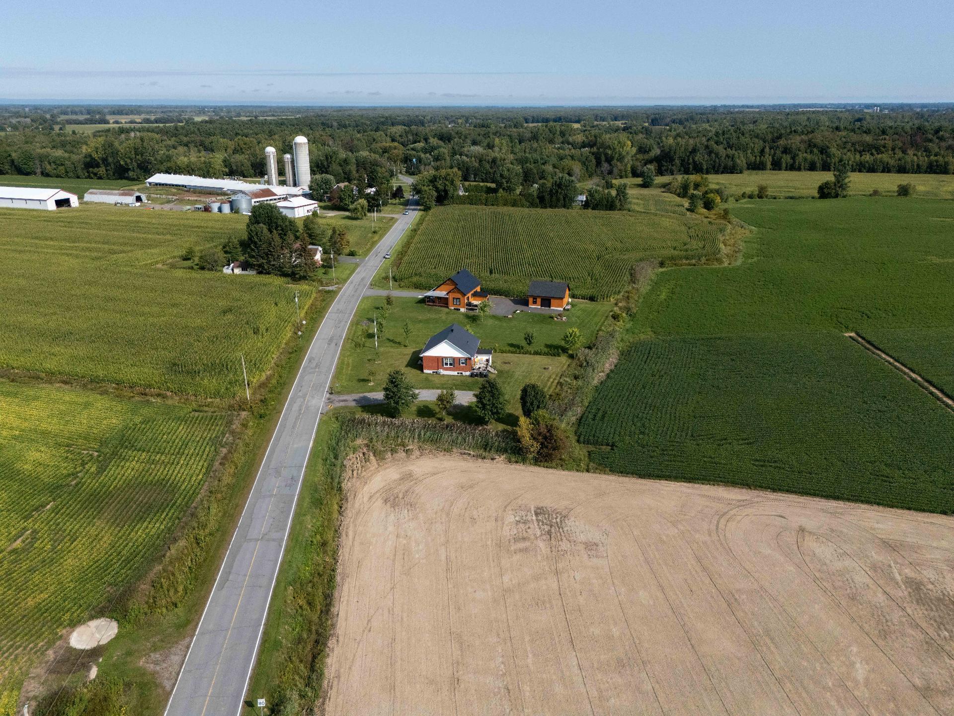 









730


Rg de Picoudie

,
Saint-Robert,




QC
J0G1S0

